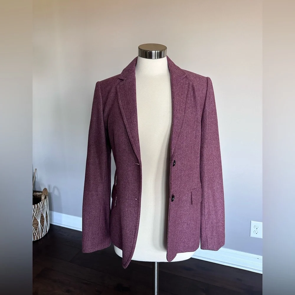 JCrew Factory Herringbone Wool Blazer w/Faux Suede Elbow Patch/Leather Buttons - Picture 3 of 11